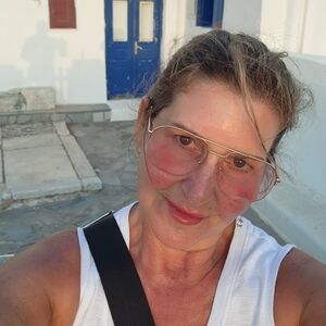 Meet your Posher, Jeanne